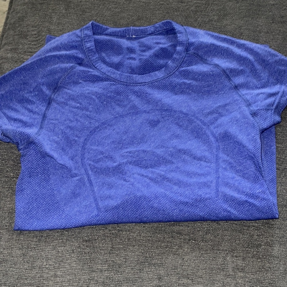 Lululemon swift top